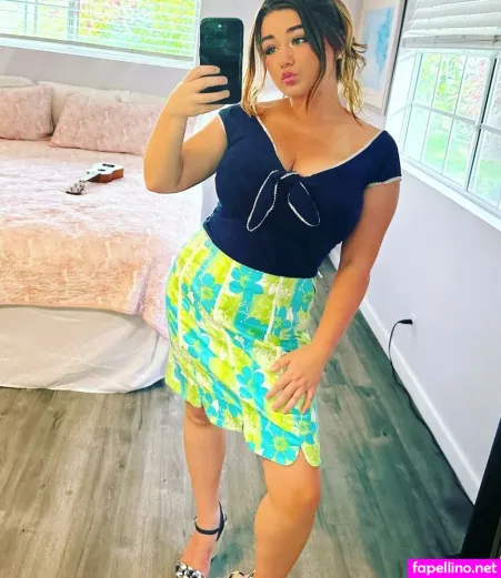 Lillie007 4 OnlyFans Thumbnail #HbyJ3Mbynm