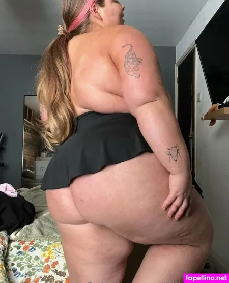 Lilliehoneyy OnlyFans Thumbnail #K6s119cU9Z