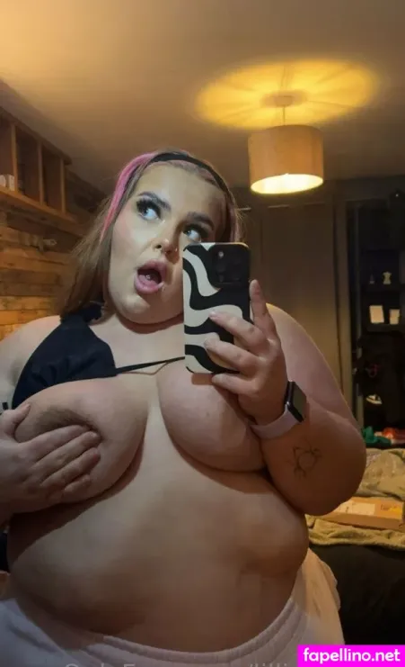 Lilliehoneyy OnlyFans Thumbnail #ZvxyZ55oeW