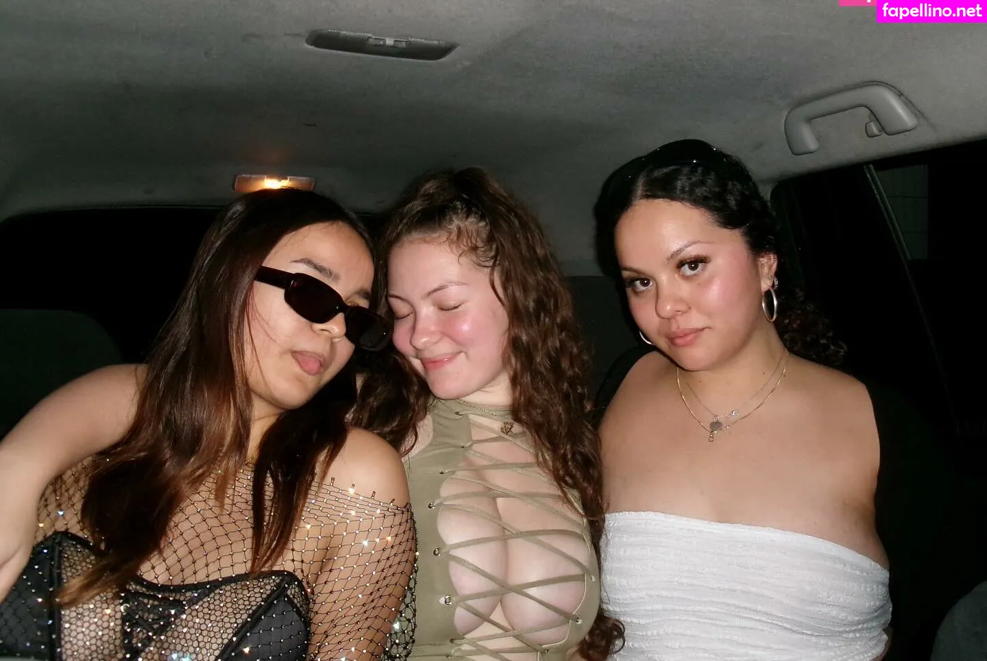 followjesusnotme2, lilibeth_lovelove, lilli_love, lilliluxe, notlilo_2 Nude Leaked OnlyFans Photo #1h7wvoeEnI