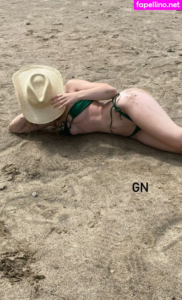 LillyAnneB, Lillyb23, lillybreton Nude Leaked OnlyFans Photo #5V6YC2PSkZ