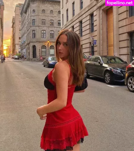 Lilly Breton OnlyFans Thumbnail #98wNuSVCBQ