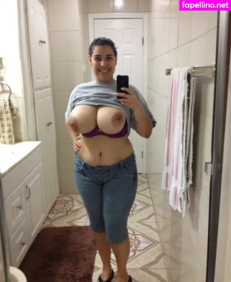 Lilly Castro OnlyFans Thumbnail #MY2wmd15hD