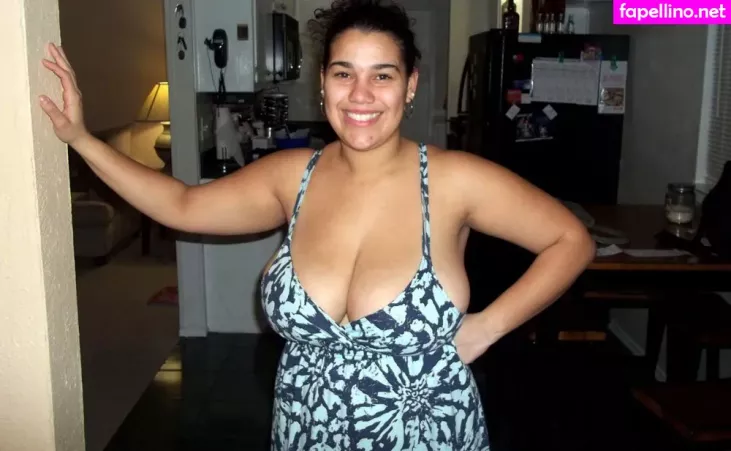 Lilly Castro OnlyFans Thumbnail #z7d1U6wzky