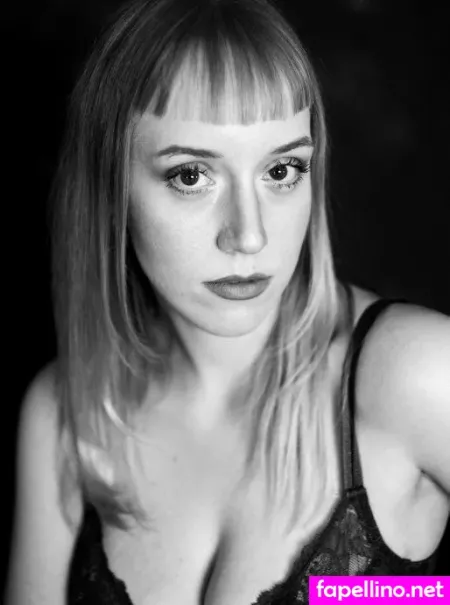 Lilly Jadess Jara Kennt Jemand Ihre Social Media Seiten OnlyFans Thumbnail #COwohbPKA5