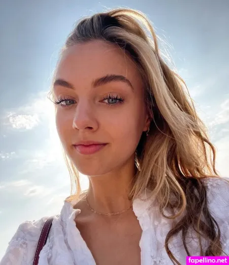 Lilly Krug OnlyFans Thumbnail #a63ksEn4rT