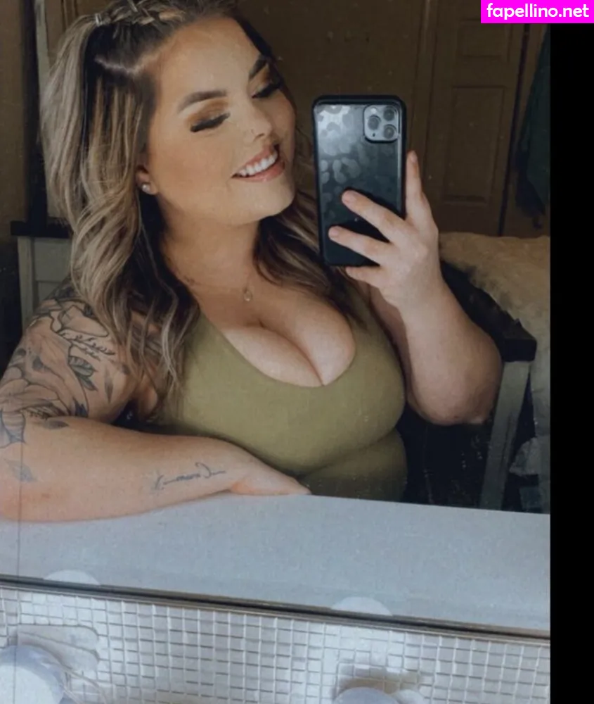 lilly.m.243789736, lilym1710 Nude Leaked OnlyFans Photo #38H4Z4PNgO