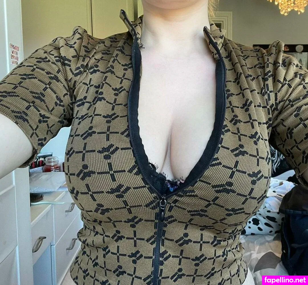 Cute 32E Try-Ons [Non-Nude], lilly, lillyentertainment Nude Leaked OnlyFans Photo #Q08PdSESK3