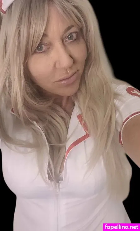 Lilly Quinn OnlyFans Thumbnail #KhUYhianEJ