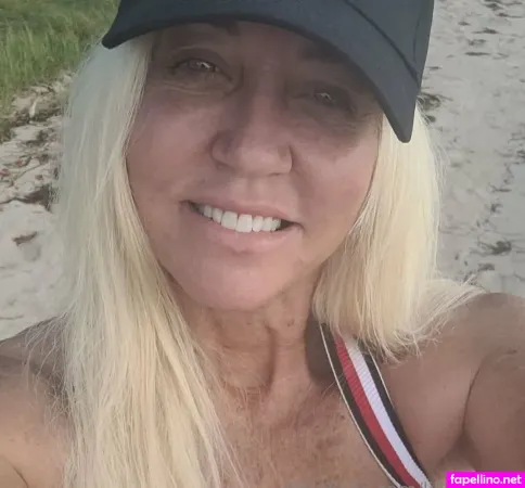 Lilly Quinn OnlyFans Thumbnail #kLCzKW1ryt