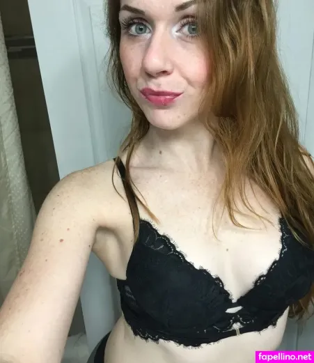 Lilly Red OnlyFans Thumbnail #kwXm13RtsD