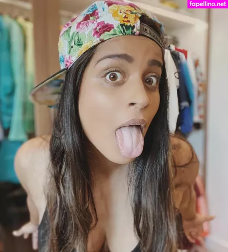 Lilly Singh OnlyFans Thumbnail #D1fpfhV1Id