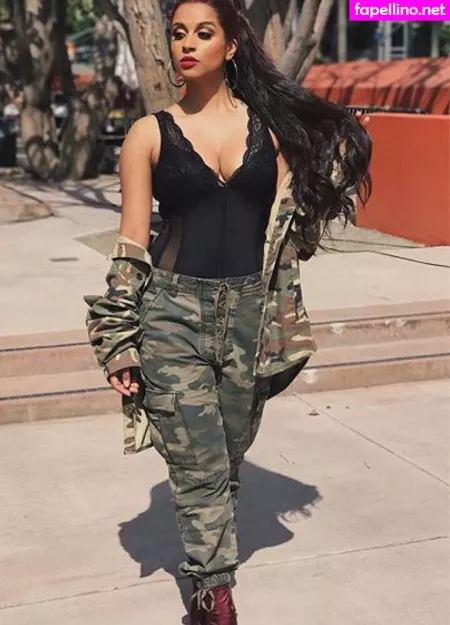 Lilly Singh OnlyFans Thumbnail #PxdEZ2400F