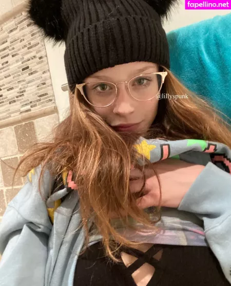 Lilly Spunk OnlyFans Thumbnail #CPYKEpgHfG
