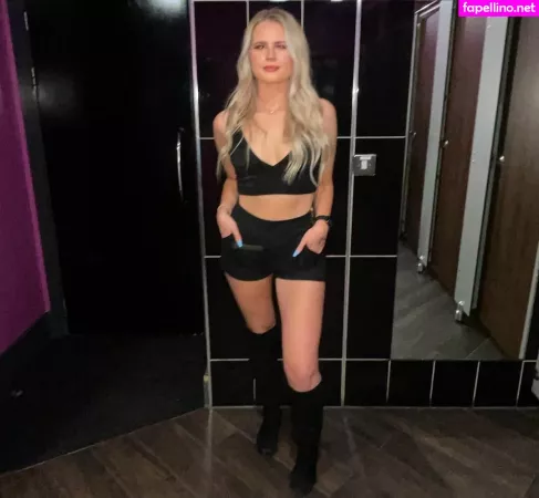 Lilly Sue Mcfadden OnlyFans Thumbnail #p7FMpYBCEV