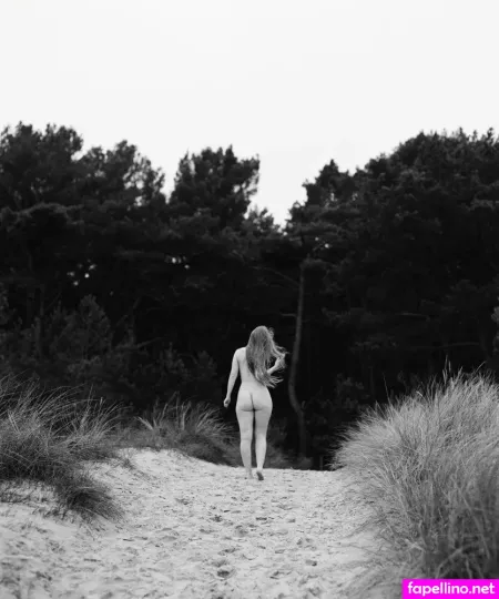 Lilly The Fox OnlyFans Thumbnail #l2pBiwpTbC