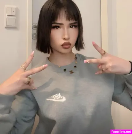 Lilly Tira OnlyFans Thumbnail #kfgwQYARN3