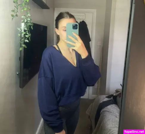 Lilly Walker OnlyFans Thumbnail #ZYQoqRECi7