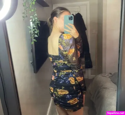 Lilly Walker OnlyFans Thumbnail #brNtcQbenN