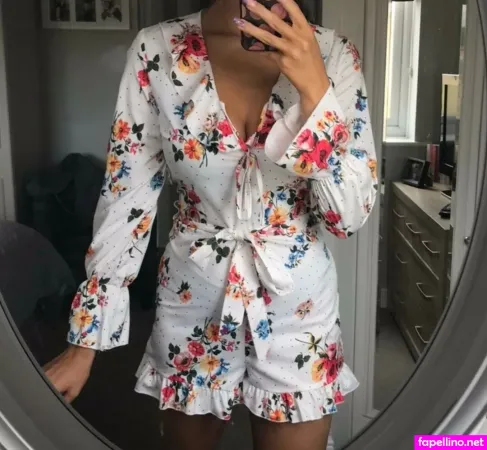 Lilly Walker OnlyFans Thumbnail #dsqALMyCqW