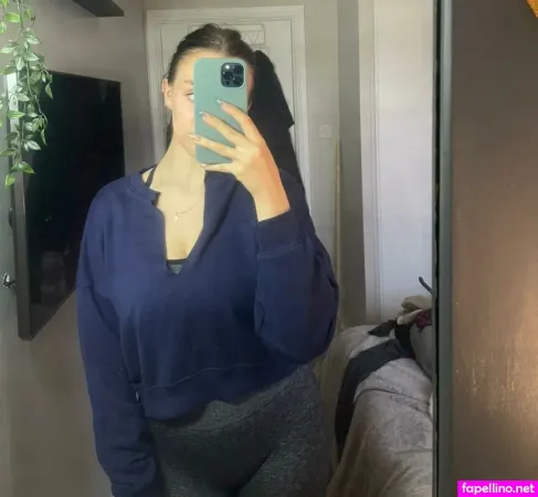 Lilly Walker OnlyFans Thumbnail #tqSCKEqXDd