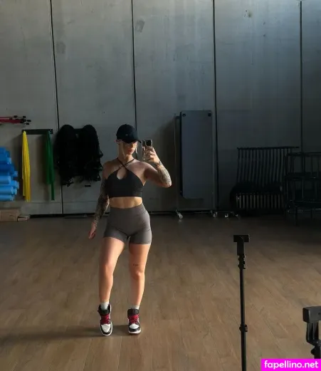 Lilly Winnekens OnlyFans Thumbnail #Gyt9mjjfy6
