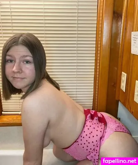 Lilly1525 OnlyFans Thumbnail #wY1MsoSPo9