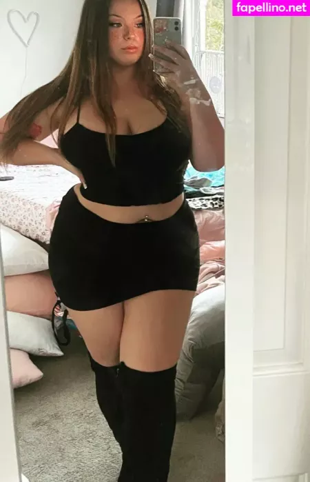 Lilly47 OnlyFans Thumbnail #XE1Yt6EI07