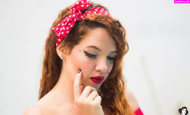 Lillyangel OnlyFans Thumbnail #oUcHStt2Yo