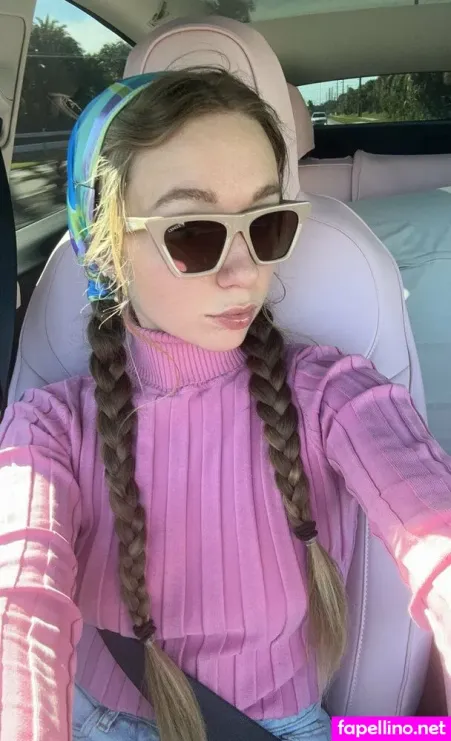 Lillyellefree OnlyFans Thumbnail #Kzzj9LGpAk