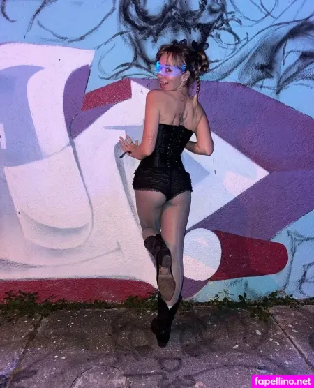 Lillyellefree OnlyFans Thumbnail #vAiqz8r1Bb