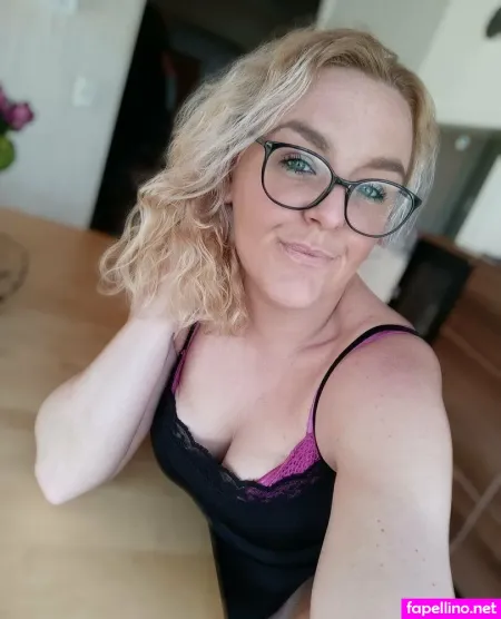 Lillyfee34 OnlyFans Thumbnail #KD3Dp7wEDW