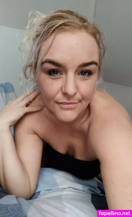 Lillyfee34 OnlyFans Thumbnail #VmCMxUuOZ9