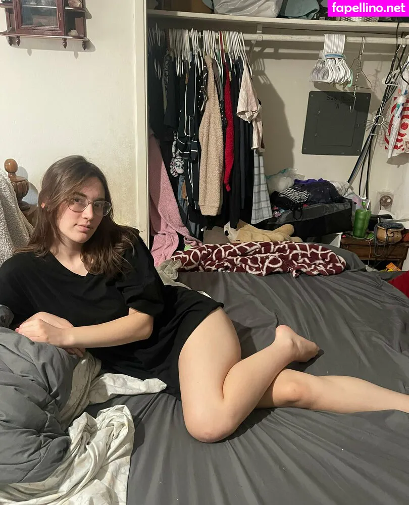 lillylovespenisland Nude Leaked OnlyFans Photo #exbFhRT7p3