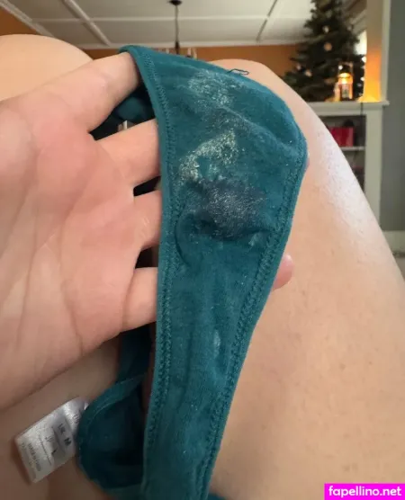 Lillyrose8893 OnlyFans Thumbnail #w6s7mXN2Wc