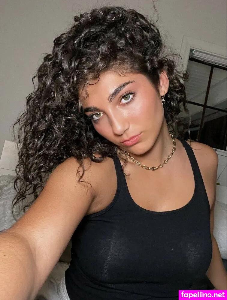 Lilly, _lillysantoro_, asklilly Nude Leaked OnlyFans Photo #0h5t6mKzIM