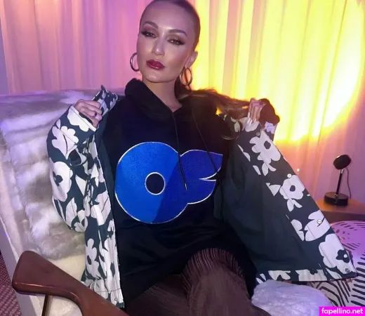 Lillyslibrary OnlyFans Thumbnail #XpE42mxOuC
