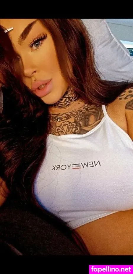 Lillysplayhouse69 OnlyFans Thumbnail #cYB8thNxGd
