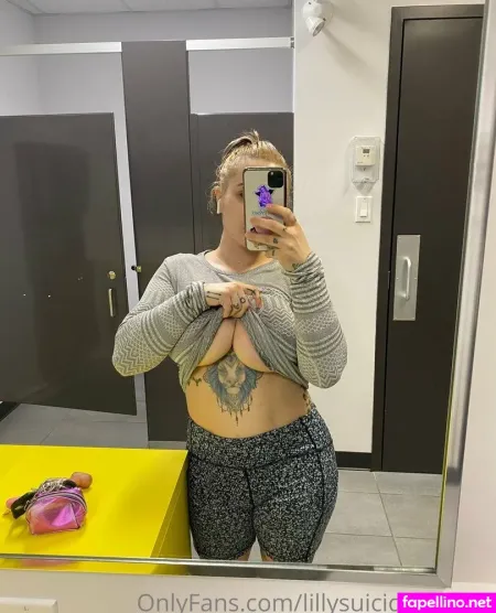 Lillysuicidegirlfree OnlyFans Thumbnail #0rmcOIJHqb