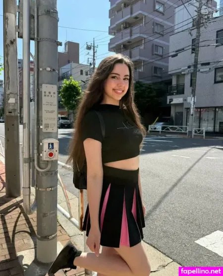 Lillythechilly OnlyFans Thumbnail #1f8vdx8e8o