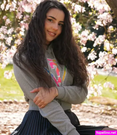 Lillythechilly OnlyFans Thumbnail #OewB175QJV