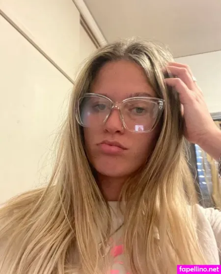 Lillyylovely OnlyFans Thumbnail #9iUSpCPpwm