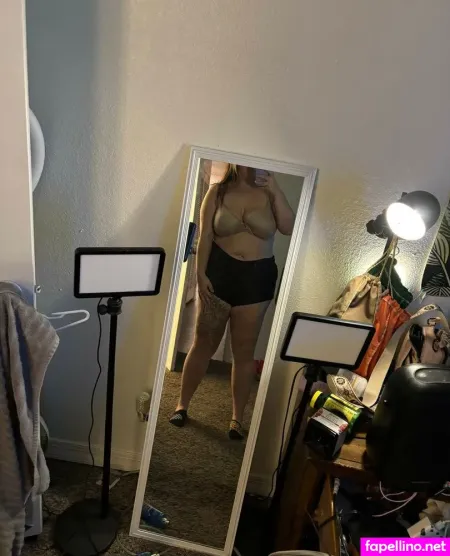 Lilmama OnlyFans Thumbnail #0cZEGIYLan