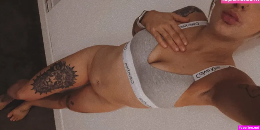 Lilmiia OnlyFans Thumbnail #NXBz9lUHNc