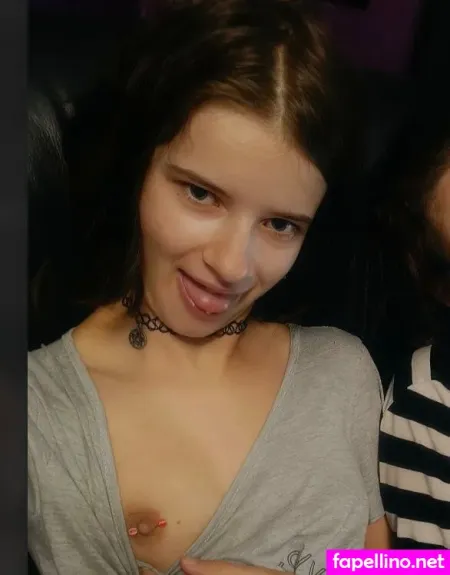 Lilmissamber202 OnlyFans Thumbnail #2Sg1ZM7IGW