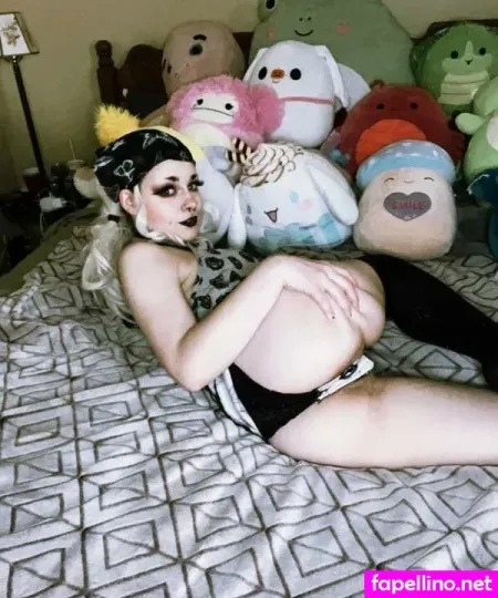 Lilmisscallie OnlyFans Thumbnail #mW0vqeJYSm