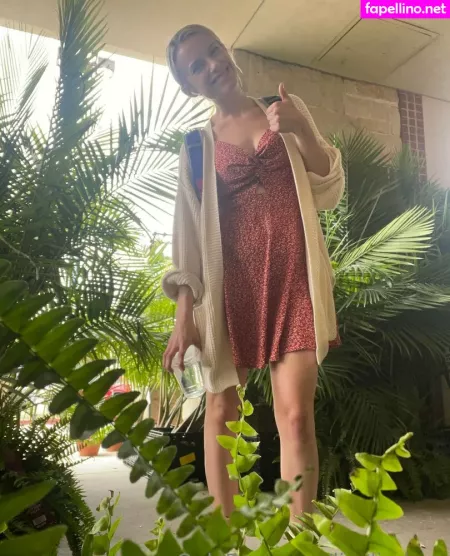 Lilmisslindsey OnlyFans Thumbnail #4uguLBor8d