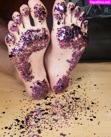 Lilmisslongtoes7410 OnlyFans Thumbnail #H1piO2t0oH