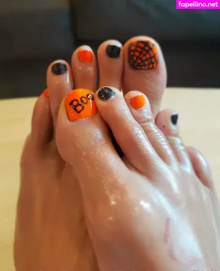 Lilmisslongtoes7410 OnlyFans Thumbnail #q8sXkNz43T