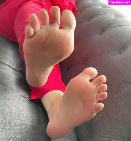 Lilmissnaaya OnlyFans Thumbnail #bQyAlzgtr8